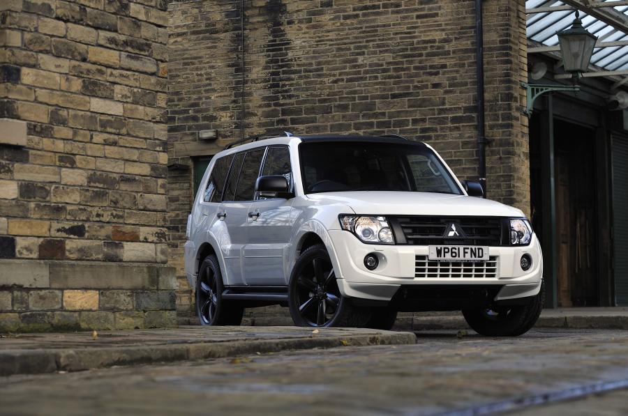  Mitsubishi Shogun Black 2012 года  (UK) (фото 67 из 85)